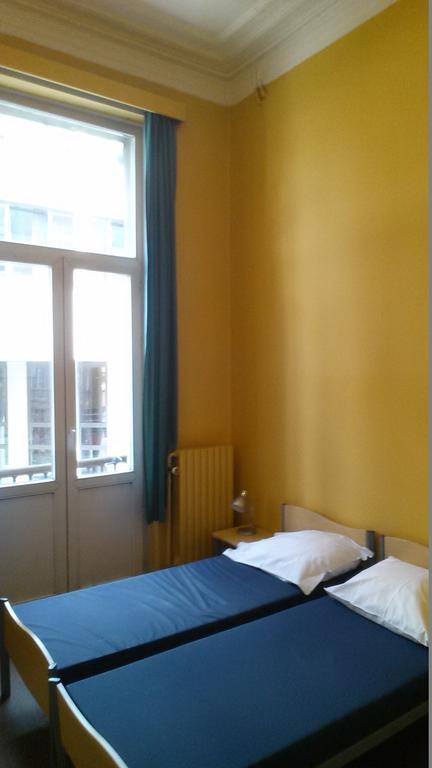 Van Gogh Youth Hostel City Centre Saint-Josse-ten-Noode Exterior photo