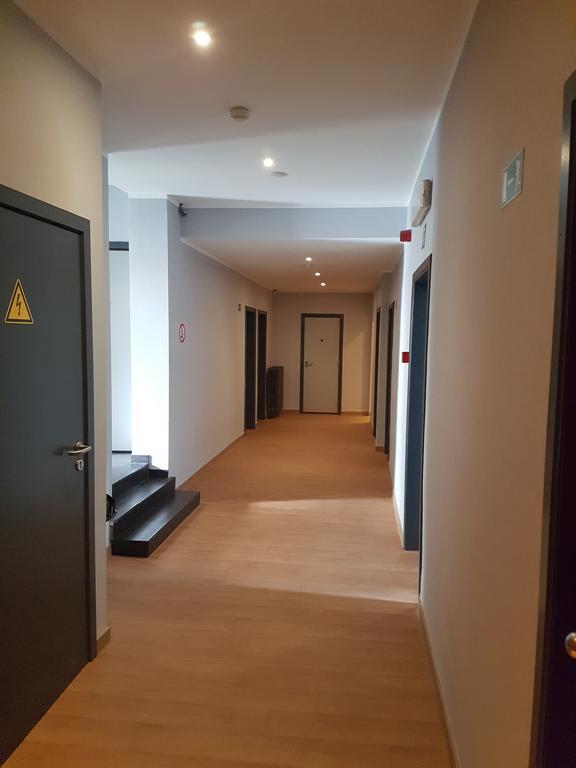 Van Gogh Youth Hostel City Centre Saint-Josse-ten-Noode Exterior photo