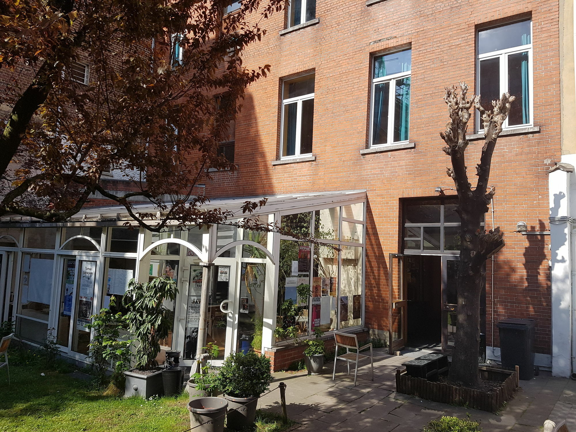 Van Gogh Youth Hostel City Centre Saint-Josse-ten-Noode Exterior photo